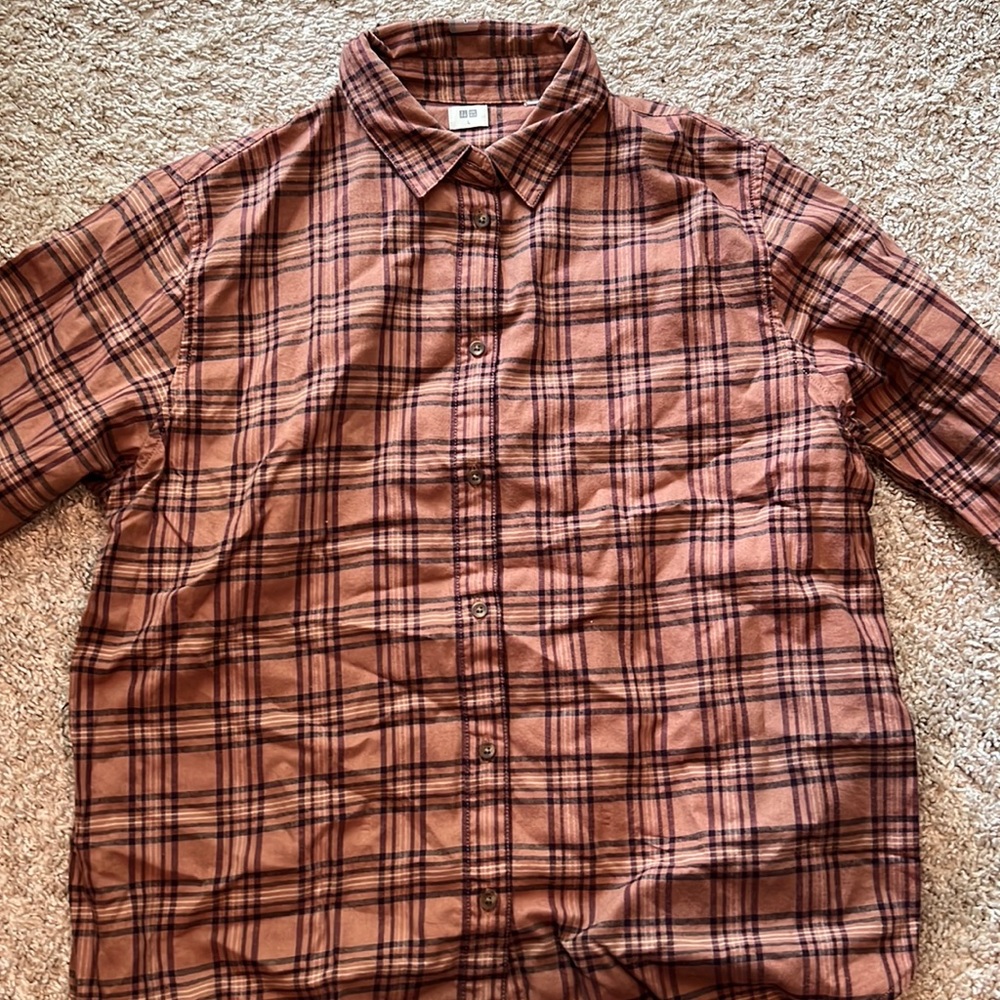 UNIQLO checkered top